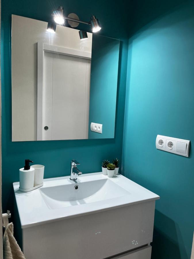 Apartamento A 2 Minutos De La Playa Malaga Bagian luar foto